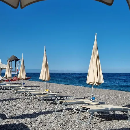 La Pigna Di Taormina Apartment *